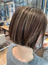 収まりの良いショートボブにコントラストの効いたハイライトが◎ [三鷹/ダブルカラー/ケアブリーチ/韓国]