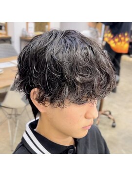 エルオム(EL.HOMME) 『HIRAI』シャドウパーマ