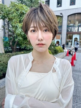 バンプ ギンザ(BUMP GINZA) 30代、40代/丸みくびれショートボブ×白髪染めハイライト/大宮