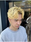メンズハイトーンブリーチカラーセンターパート