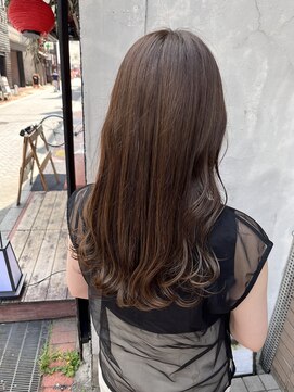 メール(mer) 色味たっぷりグレージュ