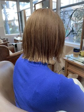 バブ バイネオリーブ(Bab by neolive) ココアベージュ/オリーブグレー/小顔/ミニボブ/自由ヶ丘