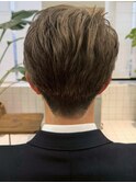 アッシュベージュ ハイトーン 刈り上げ ブリーチカラー