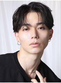 抜け感で魅せる！ニュアンスフェザーショート