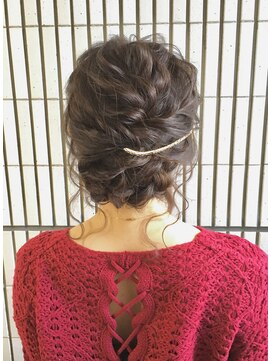 アンフィフォープルコ(AnFye for prco) 【AnFyeforprco】無造作ウェーブのアップスタイル♪