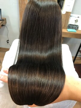 髪質改善ヘアエステサロン メルシー(Merci) カラーエステで天然の栄養補給でうるツヤ美髪ヘア♪