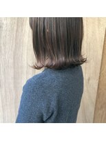 ツイギー 伊賀上ビル店(TWiGGY)&nbsp;ダークな透明感カラーの外ハネボブ。