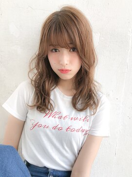 ルティア 池袋(Lutia) ベージュカラー　透け感カラー