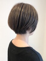 ウィロー(WILLOW)&nbsp;【WILLOW】ハイライトで作る明るいグレイカラー（井下貴史）