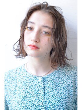 ロロ(ro-ro) plumyイルミナx外ハネボブxアッシュブラウンxネオウルフ