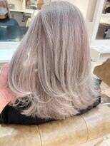 ノイズ オオサカ(NOISM)&nbsp;切りっぱなしボブバレイヤージュハイライトグラデーションカラー