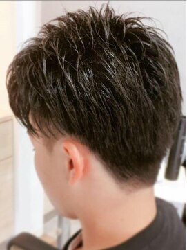 ラピッシュ Lapish桜田店 〈ラピッシュ桜田店〉ツイストスパイラル束感アップバング