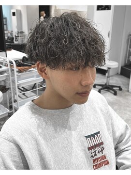 ルーストデラックス 京都河原町三条(ROOST dx) ツイストスパイラルマッシュ