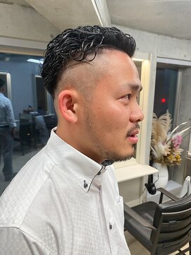 エウペ 渋谷(WEUPE) 束感/波巻き/ハイライト/マッシュパーマ