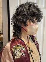 バイブス バイ ケンジ(vibes by KENJE)&nbsp;ウルフカット　パーマ