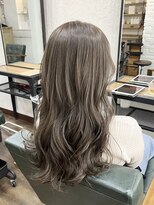 オロ(ORO) 【ORO】ブリーチなし イルミナカラー グレージュヘア 浅見