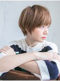 ショートボブ