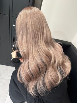 ベレーザ 渋谷(BELEZA) 8754ミルクティーアッシュベージュハイトーンカラーワンホンヘア