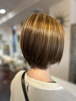 エマニエル(emanuel)&nbsp;ショートボブスタイルバリヤージュ
