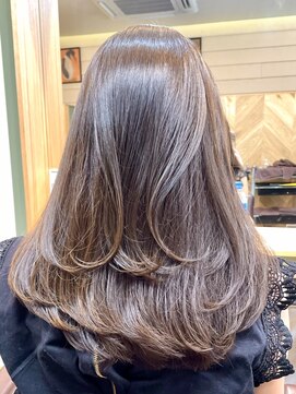 シビバイレボ(CIBI by revo) 韓国風大人レイヤーカット/ミディアムレイヤー/顔まわり/船橋駅