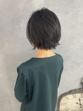 ボルジェ(Bolge) 大人の遊びのあるボブ