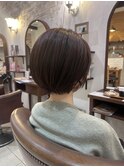 丸みショートボブ×ピンクベージュ