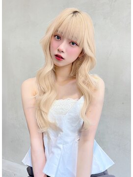 メルト 新宿(Melt) Melt【新宿】顔まわりレイヤー×ホワイトブロンド