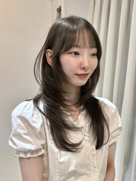 ライン(LINE) 韓国風/レイヤー/小顔/前髪カット/髪質改善/グレージュ/透明感