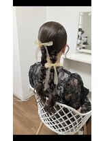 ベル(belle)&nbsp;ツイン編みおろし×アシンメトリー風