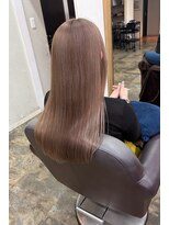 ムエベ(MUEBE)&nbsp;ダブルカラーでつくるピンクベージュ