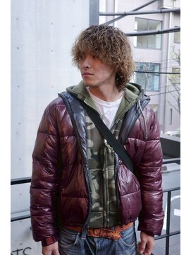 ブークル(boucle) メンズウルフパーマ プードルパーマウルフ　金髪パーマ