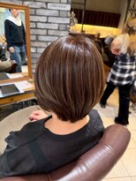 エール 生駒(aile Total Beauty Salon) ショート×ナチュラルハイライト