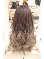 ケンジ 平塚 アネッタ(KENJE annetta)&nbsp;《アッシュグレージュ》外国人風オンブレグラデーション♪