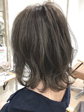 オウル(Owll) ★DISHEL ★レイヤーミディ★ベージュカラー