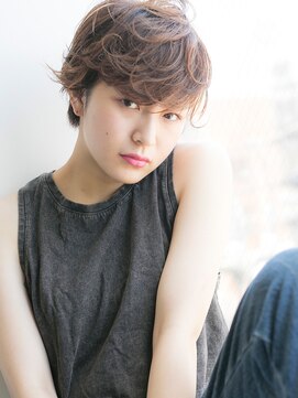 スー 渋谷(suu) 【SUN】大人かわいい◎ウエット前下がりハニーヘアショート