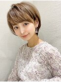 顔型別ヘアスタイル小顔マロンベージュ丸みショート30代吉祥寺