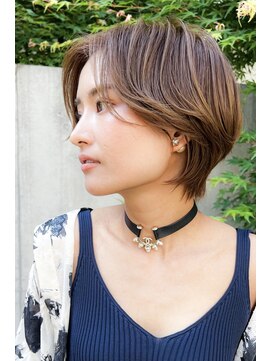 フラミューム 恵比寿(flammeum) 大人可愛い20代30代40代黒髪前下がりショートボブ丸みショート