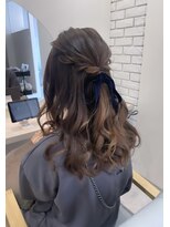 イロドリ(irodori.)&nbsp;結婚式お呼ばれヘア  ハーフアップ