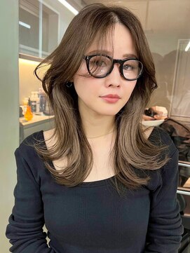 サイン 渋谷(SIGN) 美髪エアリーロングピンクブラウン切りっぱなしボブ