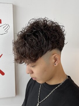 ラヴィズムバイフィフス(LUVISM by fifth) スペインカールスパイラルパーマ新潟メンズパーマ