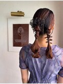 セミロングヘアアレンジおさげスタイル結婚式二次会大人可愛い