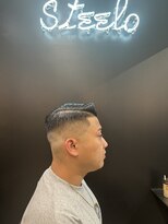 スキンフェード×サイドパート
