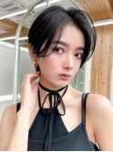 ショートハンサムショート丸みショート黒髪レイヤーカット小顔