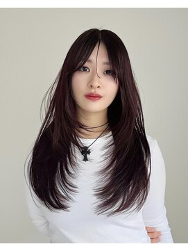 ヨーク(YOKE) 暖色ワインレッドチェリーレッド姫カットレイヤーカット