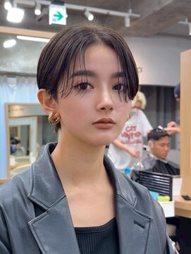 ナチュラル 渋谷(NATURAL) フェザーパーマ/スパイキーショート/サーフカール[メンズ/渋谷]