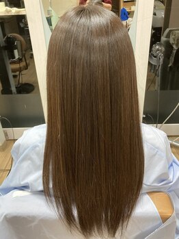 思わず触れたくなるような、艶やかで潤いのある美しい髪に導く◎指通りの良い柔らかな質感に仕上げます―＊