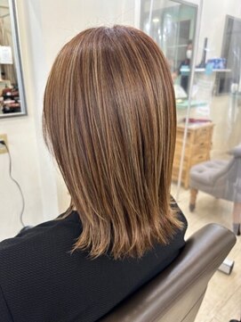 ヘアアンドネイル シーソー(Hair&Nail Seesaw) ライトブラウン