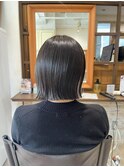切りっぱなしボブ/インナーカラー