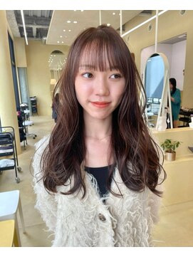 スニュウ(snuw) 【snuw mina】レイヤーカット/透明感カラー/ブラウンカラー