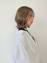 アンダーバーホワイト 南海難波店(_WHITE) ボブ/ミルクティーベージュ/ダブルカラー